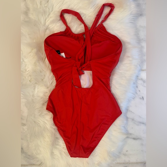 La Blanca Island Goddess High Neck Keyhole One Piece Guava Size 12 - Picture 5 of 7